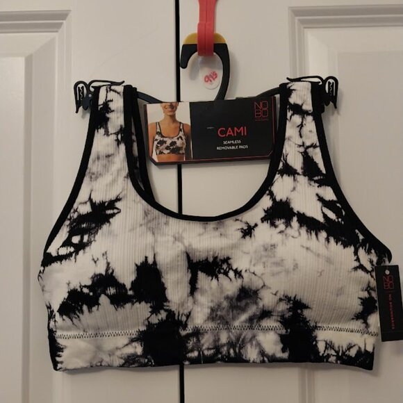 No Boundaries Cami Seamless Sports Bra - Picture 8 of 13